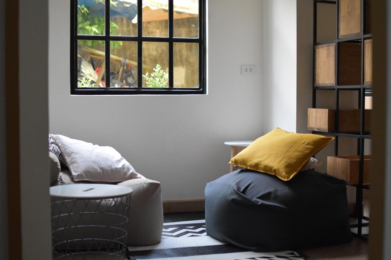 Tidjai Bangkok Hostel Eksteriør bilde