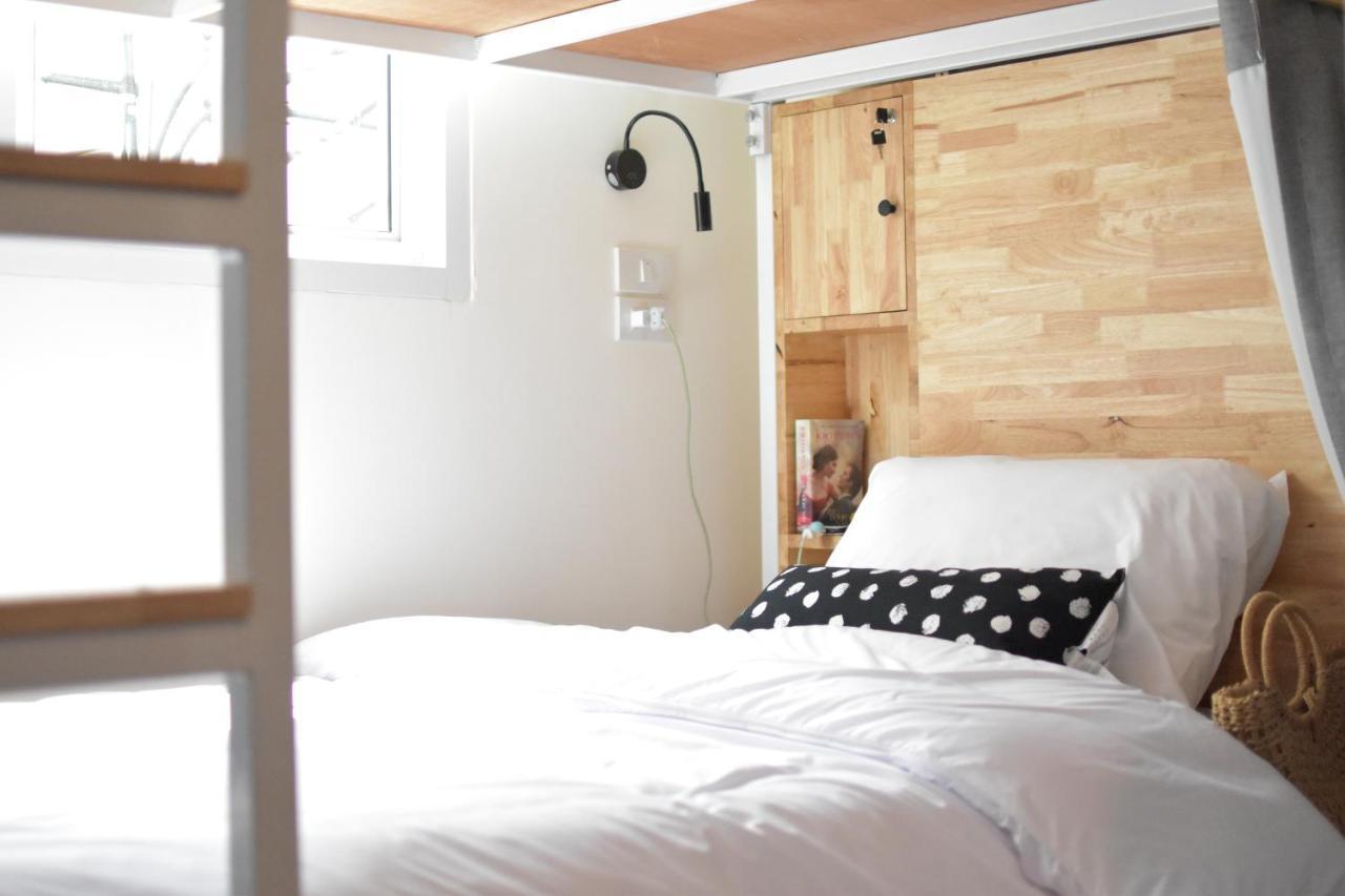 Tidjai Bangkok Hostel Eksteriør bilde